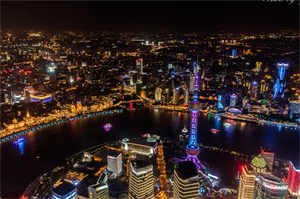 伴随音乐欣赏：上海夜景的魅力